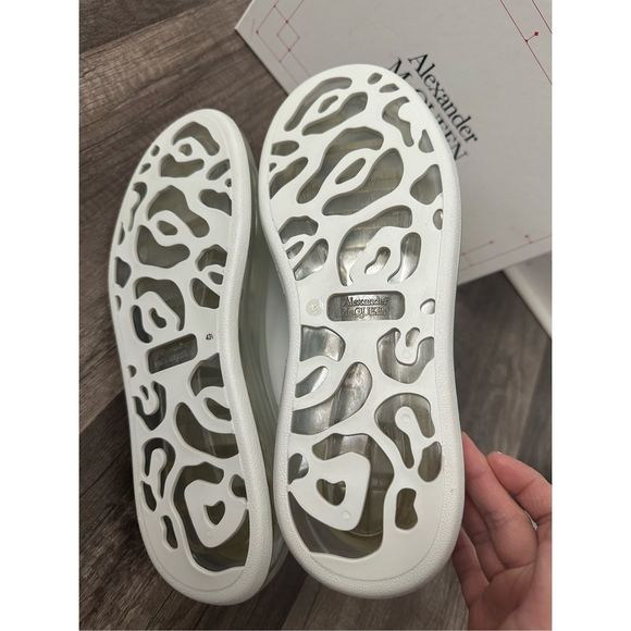 Alexander McQueen Men's Oversized Gel Sole Leather Platform Sneakers - Picture 12 of 14